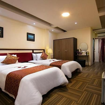 Khach San Thu Do Formerly Impressive Hotel Ханой Экстерьер фото